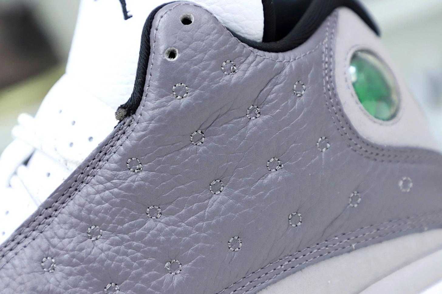 'ATMOSPHERE 13 AIR GREY' RETRO JORDAN -414571-016 1227